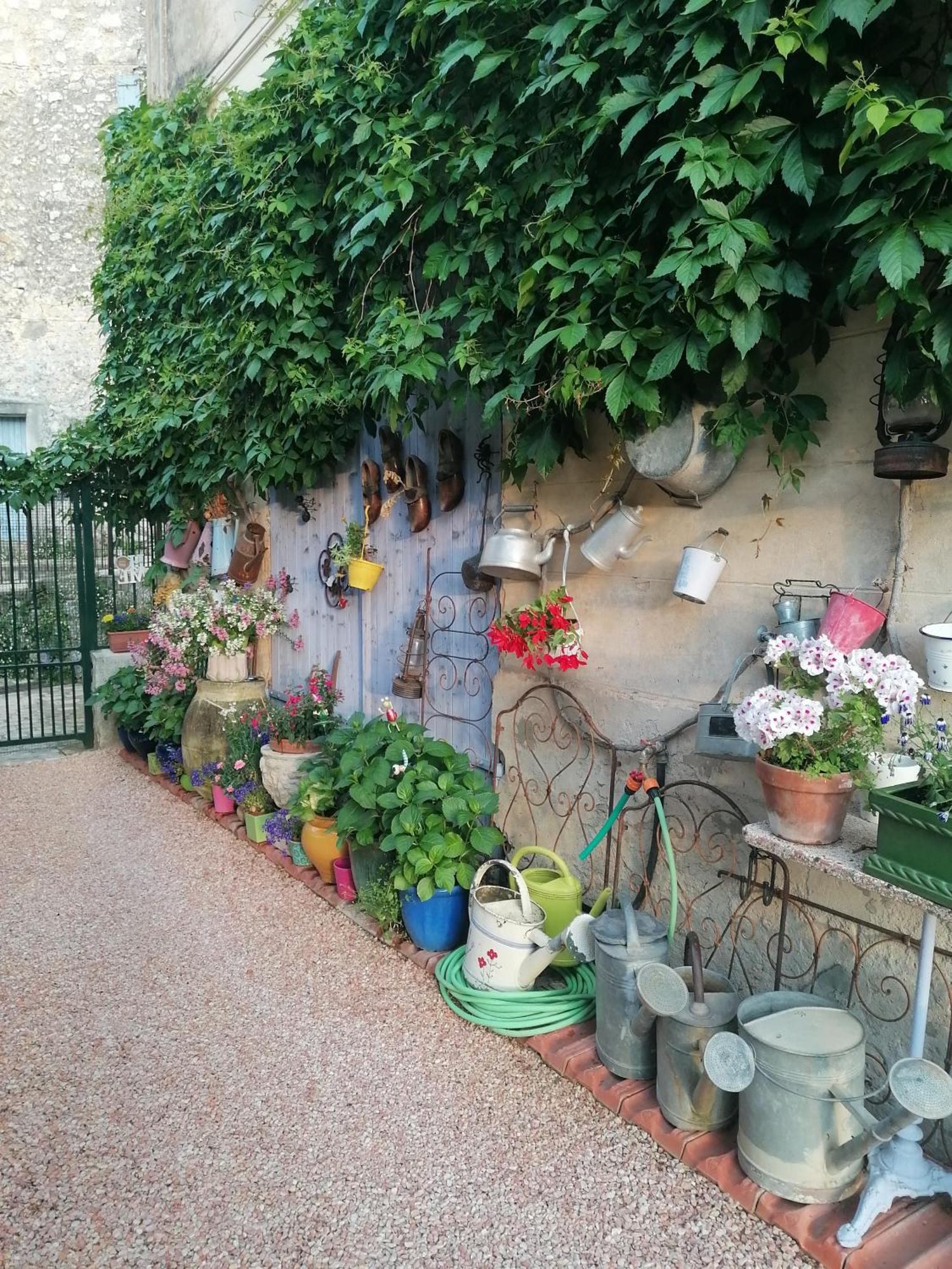 Au Relais Fleuri Acomodação com café da manhã Gilette Exterior foto