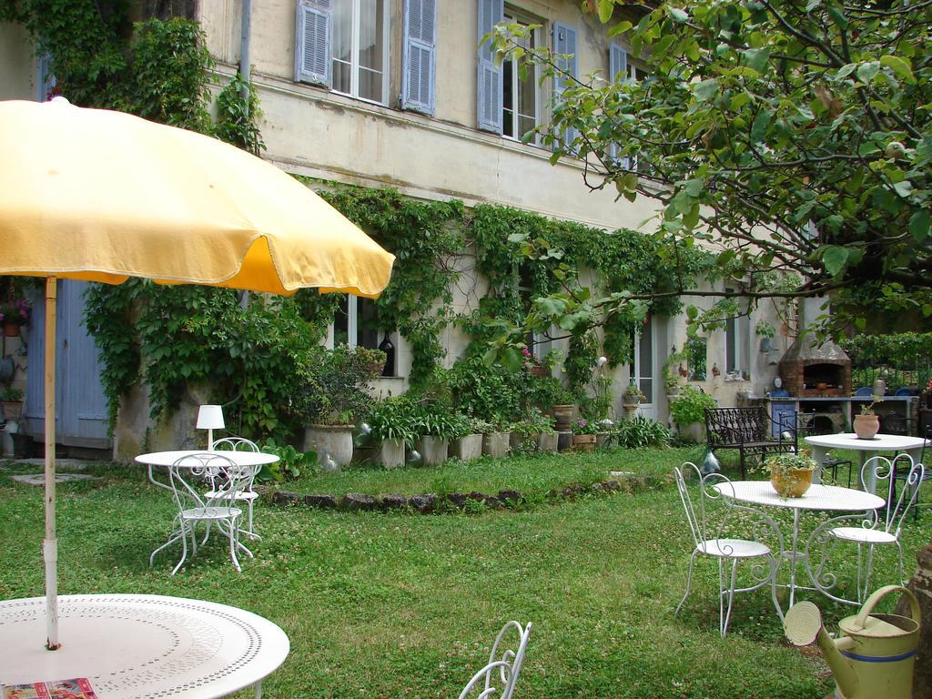 Au Relais Fleuri Acomodação com café da manhã Gilette Exterior foto